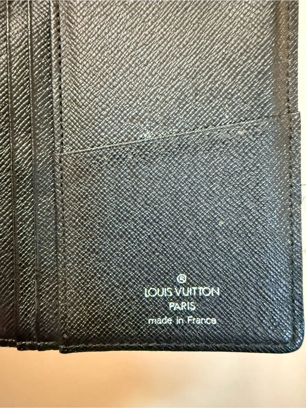 *Authentic* Men’s Louis Vuitton - Damier Graphite Long Bifold Wallet